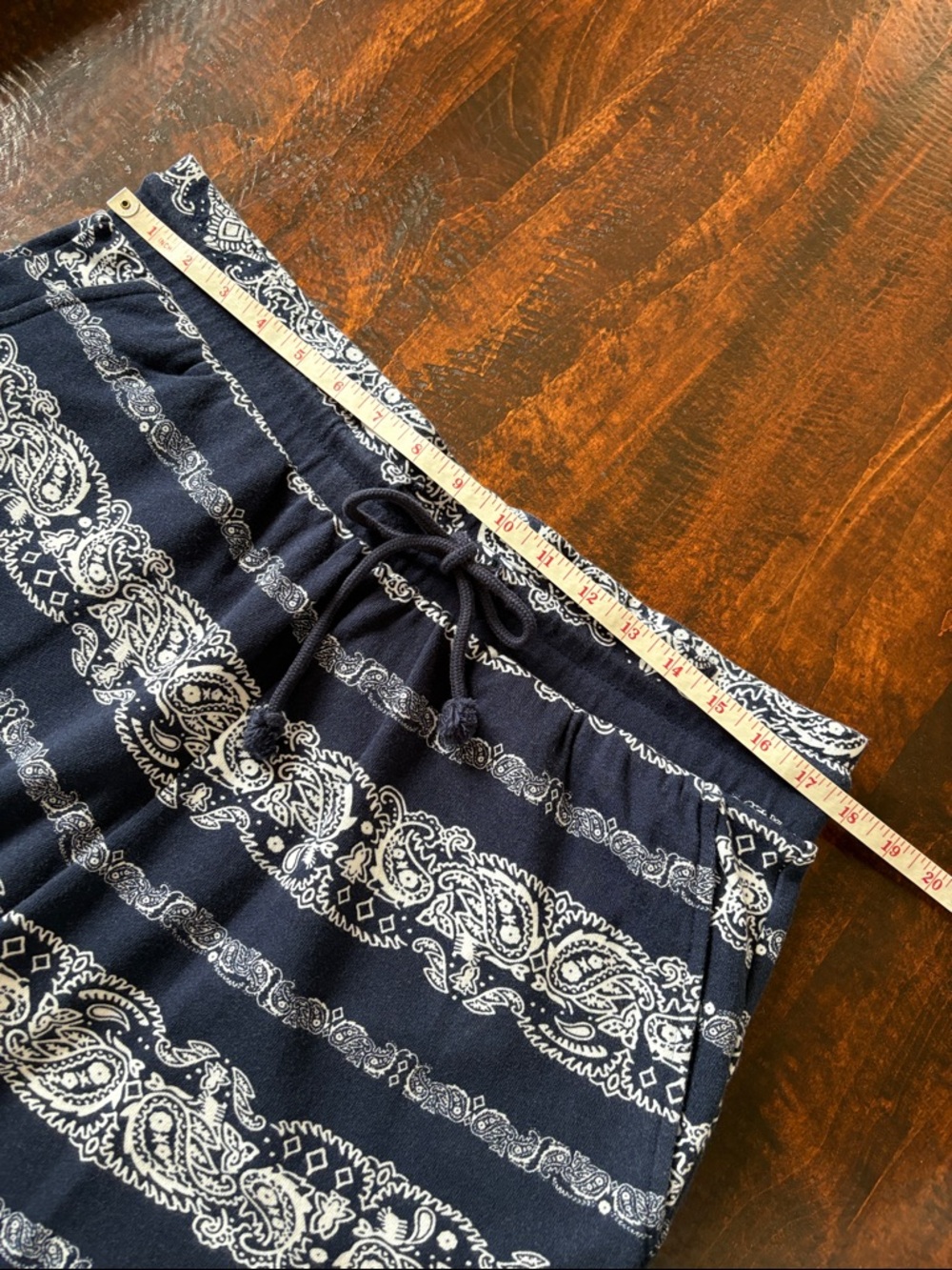H&M Paisley Sweat Shorts Navy Blue White Size Large - Picture 9 of 13